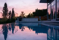 Like this pool? Give us a call and make reference to gallery ID - 6