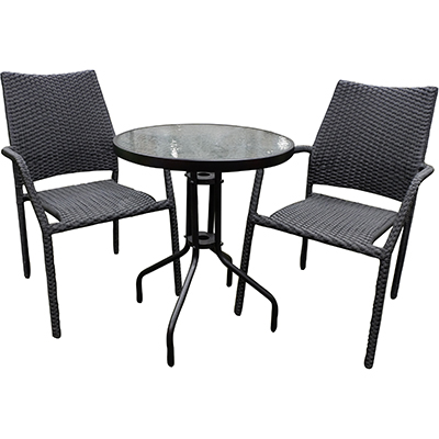 Vantage Pools and Spas has a variety of patio furniture in our Langley showroom. From petite dining sets to large and luxurious couches and tables, we have a variety of sets from My Patio